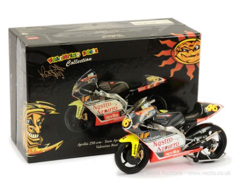 Minichamps 122990086 - "Valentino Rossi Collection" - (1/12 Scale) Aprilia 250 "Team Aprilia Grand Prix Racing 1999" - Mint i