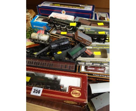Collection of various boxed and unboxed model railway items including Airfix, Bachmann carriages, Mainline 00 gauge trains et