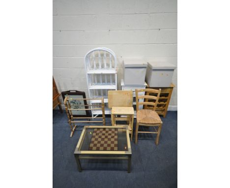 A WHITE PAINTED WICKER FOUR TIER SHELVING UNIT, width 57cm x depth 30cm x height 148cm, a white painted cabinet, with a singl
