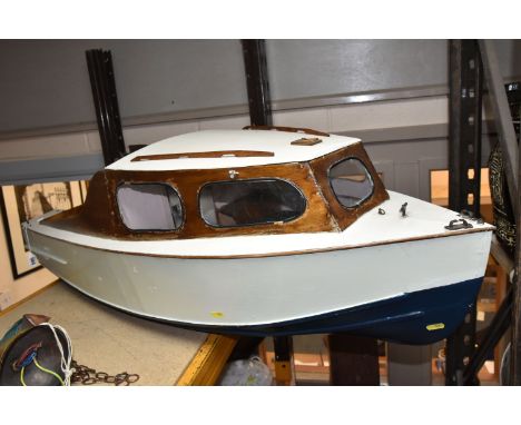 A SECOND HALF 20TH CENTURY MODEL OF A TWO BIRTH CABIN CRUISER -NOMAD, the model features in an accompanying exhibition catalo