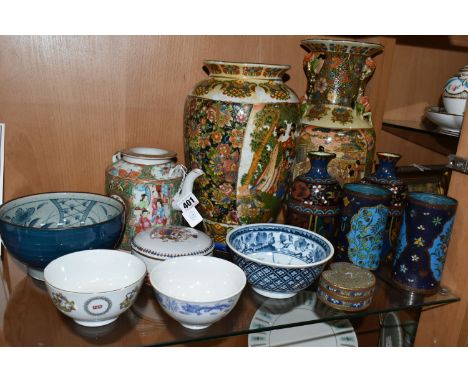 A GROUP OF ORIENTAL CERAMICS AND ENAMEL WARE, to include a famille rose teapot (missing handle), two pairs of cloisonne ename