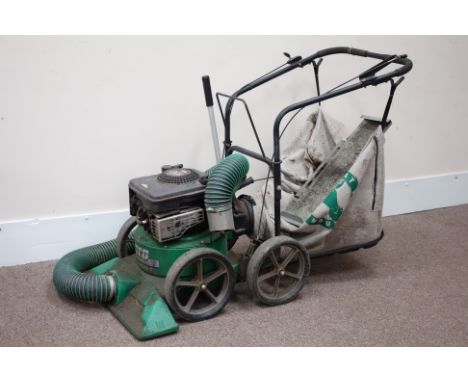 Billy Goat KD511IC Hayter garden leaf vacuum with Briggs & Stratton 5.0HP petrol engine 