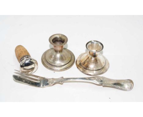 Group miscellaneous silver pieces including: a Continental silver dinner fork; a hallmarked silver topped wine bottle stopper