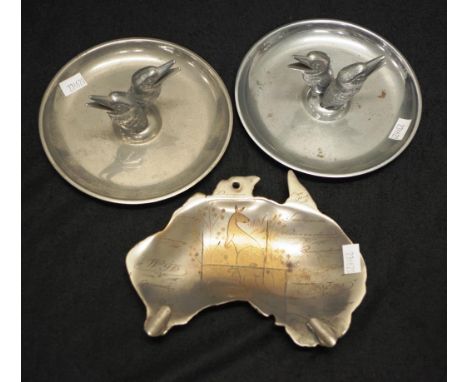 Three vintage Australian animal ashtrays comprising of 2 chromed kookaburra Perfection Safe Tee Way (14cm diameter) and an el