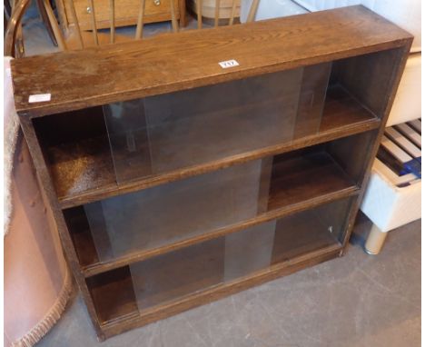 Antique oak three shelf bookcase with glass sliding doors, 90 x 85 x 22 cm