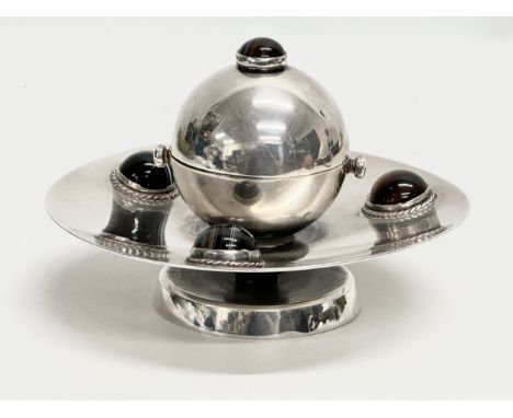 Leuchars &amp; Son. A 19th Century silver plated inkwell stand. By renowned makers Leuchars &amp; Son. 16x12cm.