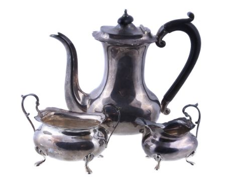  A silver three piece baluster coffee set by E. S. Barnsley  &  Co.,   Birmingham 1915 and 1916, the coffee pot with a compos