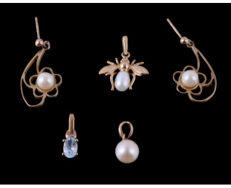  A pair of cultured pearl 9 carats gold earrings,   the pierced gold flower panel each set with a cultured pearl, with post f