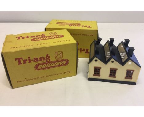 2 Tri-ang TT gauge boxed T34 Engine Sheds double track (type B track).