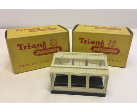 2 Tri-ang TT gauge boxed engine sheds comprising: 1) T28 Engine Shed and 2) T35 Diesel Loco shed double track (type B track)