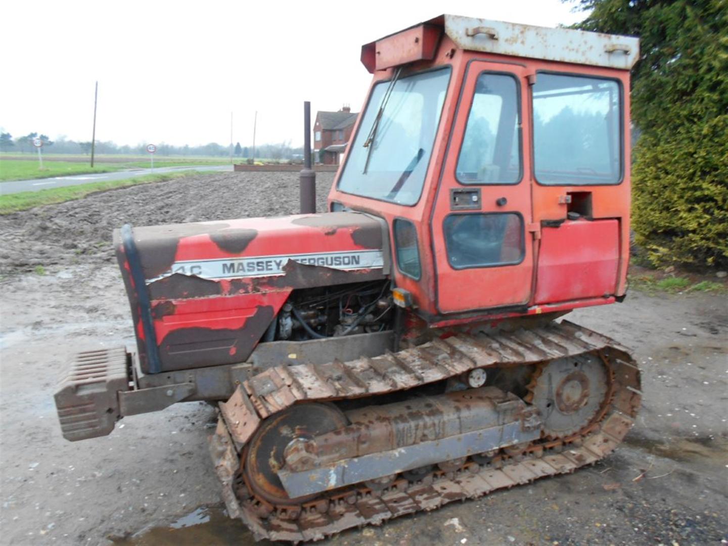 Massey Ferguson 294c 4cylinder Diesel Crawler Tractor Serial No 294332b00417 Previously Used On 5815