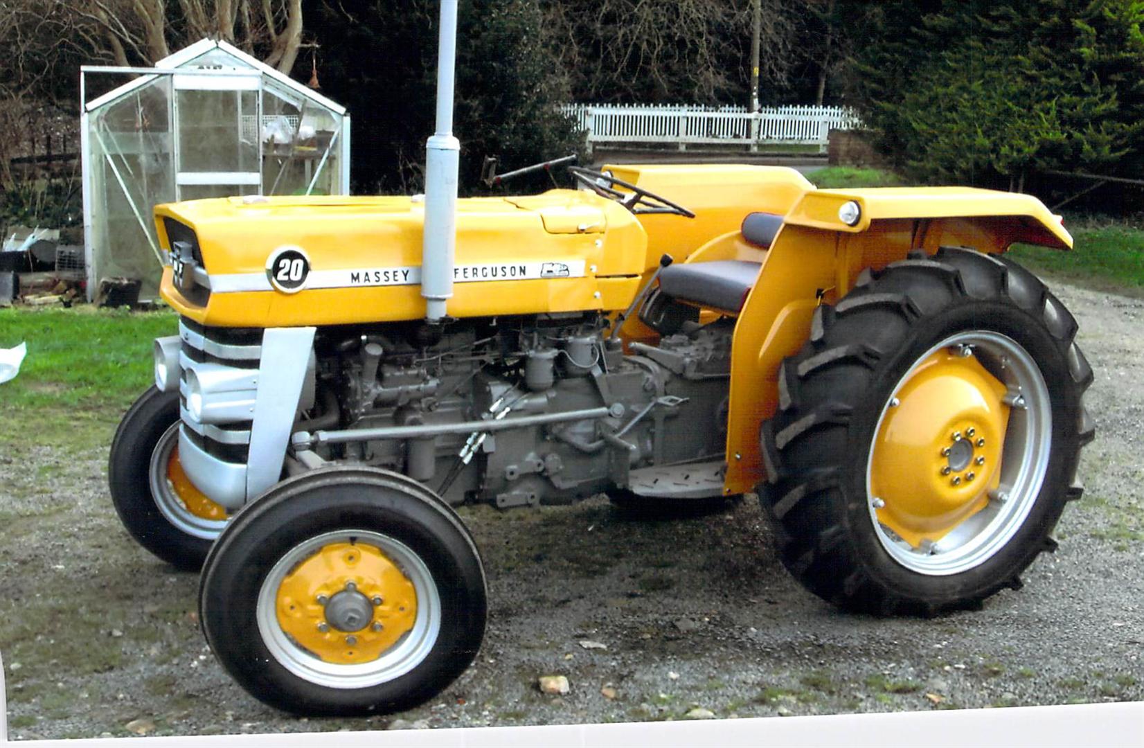 1973 MASSEY FERGUSON 20 135 3cylinder Diesel TRACTOR Reg No NBB 582L 