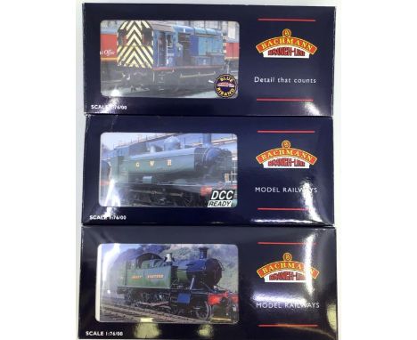 Railway: three 00 gauge Bachmann locomotives to include 32-101B 08 Deisel Shunter green, 32-206 8750 Pannier Tank, 32-125A 45
