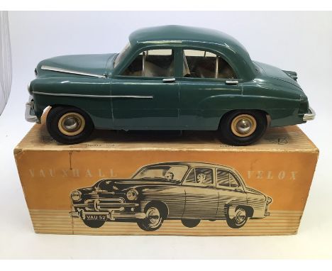 Victory: A boxed Victory Industries, Surrey, battery operated, 1:18 Scale, Vauxhall Velox, green body with beige interior, ve