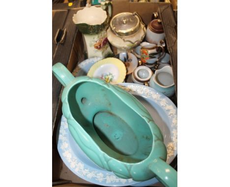 A TRAY OF ASSORTED CHINA AND CERAMICS, TO INCLUDE WEDGWOOD BLUE AND WHITE, A ROYAL DEVON LIDDED CADDY ETC