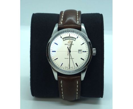 Brietling Transocean gentleman’s wristwatch, with day and date aperture, the back marked A45310, 1615847, 42mm dial, marked O