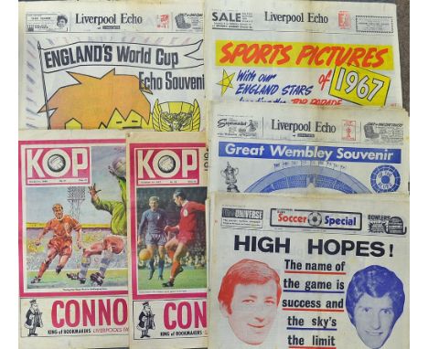 Football Publications to include 1970 Esso England World Cup Squad Poster x 2, Daily Mail 1970/71 Wall Chart, Esso colour glo