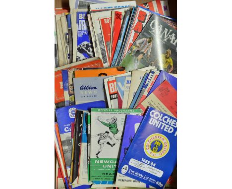 Mixed Selection of football programmes 1950s onwards varied content 1952 Cardiff City v Notts. County, 1948 Everton v Newcast