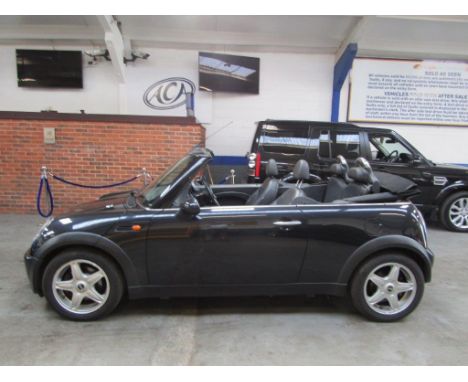 Make &amp; Model: Mini Cooper Convert.Date of Reg: FD08 OKVColour: Blackcc: 1598MoT: 06-05-2022Fuel Type: PETROLMileage: 114k