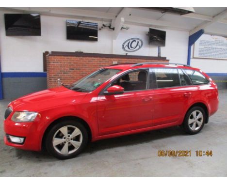 Make &amp; Model: Skoda Octavia SE L TDIDate of Reg: DF16 PVNColour: Redcc: 1598MoT: 26-06-2022Fuel Type: DIESELMileage: 93kT