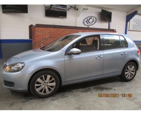 Make &amp; Model: VW Golf Match TDi BluetechDate of Reg: WF61 BZGColour: Bluecc: 1598MoT: 25-01-2022Fuel Type: DIESELMileage: