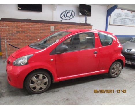 Make &amp; Model: Toyota Aygo VVT-iDate of Reg: HD06 BFPColour: Redcc: 998MoT: 16-08-2021Fuel Type: PETROLMileage: 106kTransm
