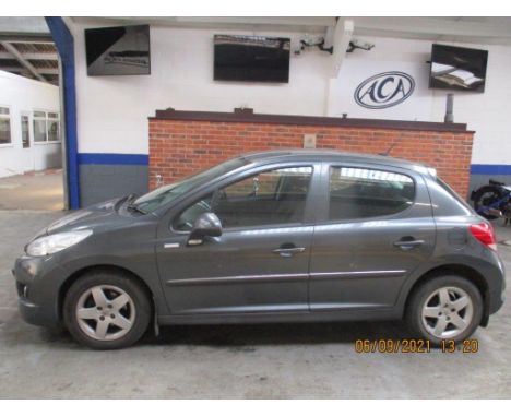 Make &amp; Model: Peugeot 207 MillesimDate of Reg: OU60 YSVColour: Greycc: 1360MoT: 26-07-2022Fuel Type: PETROLMileage: 61kTr