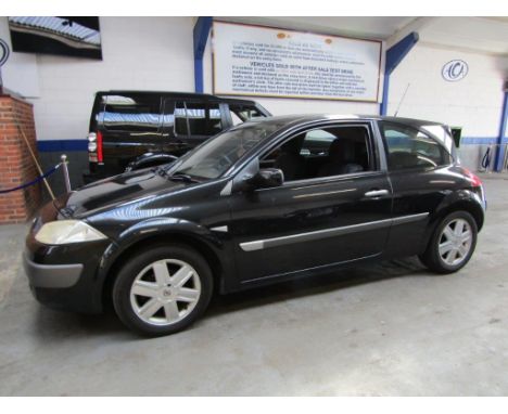 Make &amp; Model: Renault Megane Dyn 16VDate of Reg: AD04 WZJColour: Blackcc: 1390MoT: 24-01-2022Fuel Type: PETROLMileage: 12