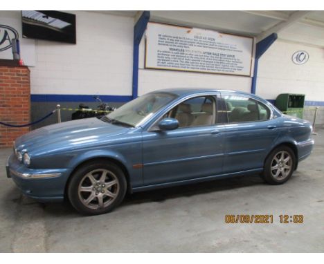 Make &amp; Model: Jaguar X Type V6 SEDate of Reg: FJ02 YJDColour: Bluecc: 2099MoT: 26-03-2022Fuel Type: PETROLMileage: 75kTra