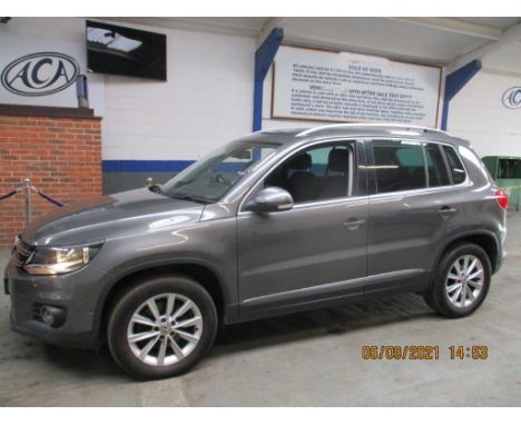 Make &amp; Model: VW Tiguan SE TDi BluetechDate of Reg: RE12 FJPColour: Greycc: 1968MoT: 10-11-2021Fuel Type: DIESELMileage: 