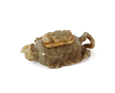 A Chinese olive green jade carving of a wine pot, 11cm