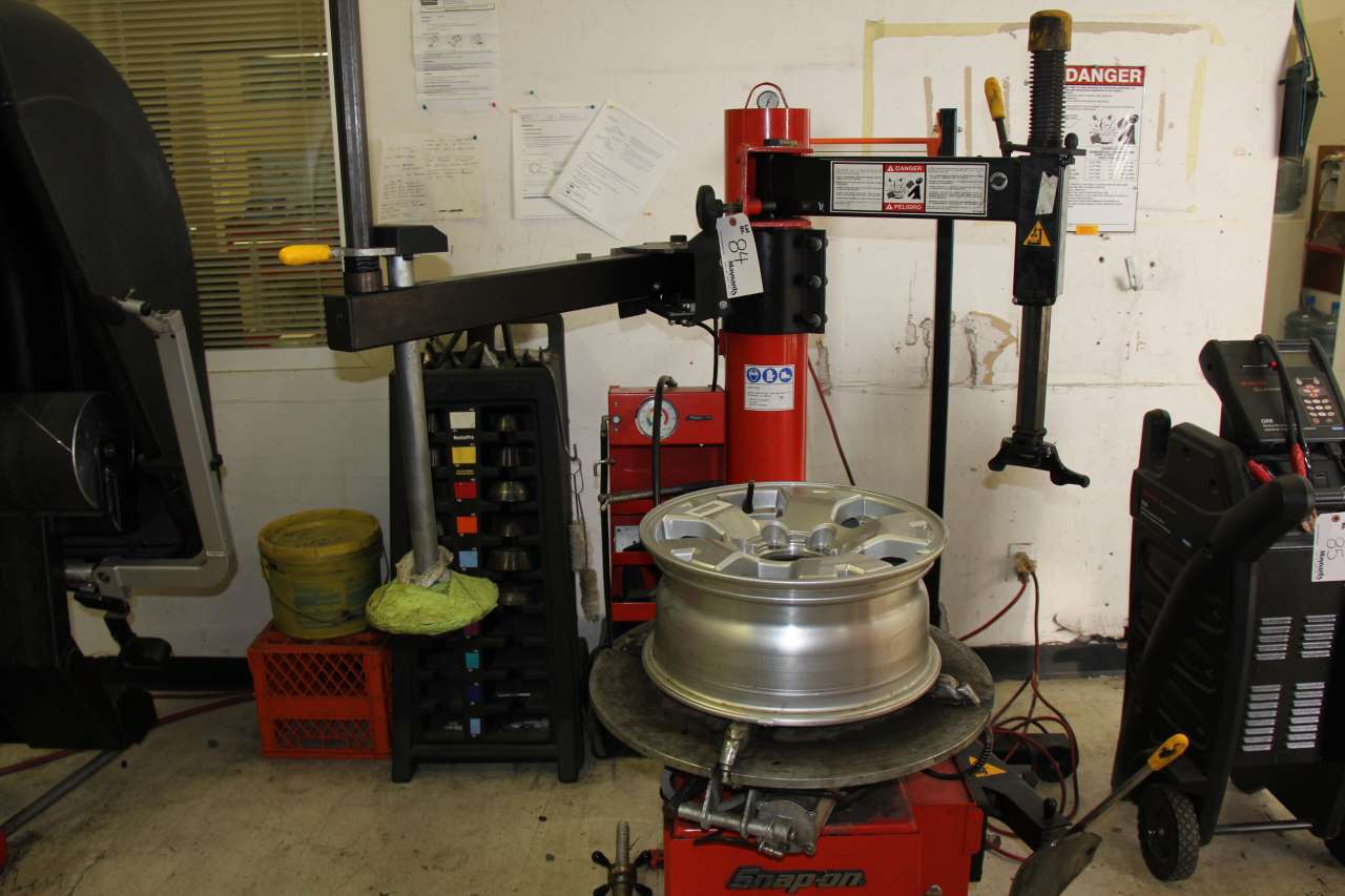 SnapOn LR66396 Tire changer