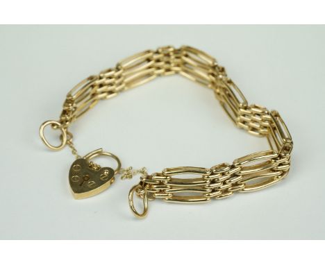 9ct yellow gold gate link bracelet with padlock clasp, bracelet width approx 10.5mm 