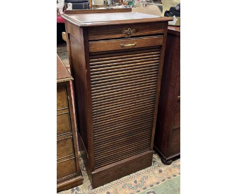 Tambour front oak cabinet by Globe Wernicke - Approx W: 48cm D: 41cm H: 104cm