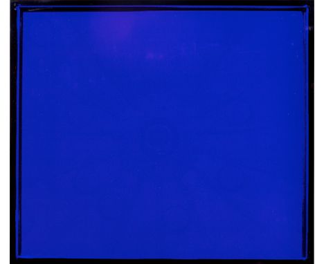 (See English version below)Imi Knoebel (Dessau 1940 – lebt in Düsseldorf). „Blaue Scheibe (Ehre an Joseph Beuys)“. 1992Blaues