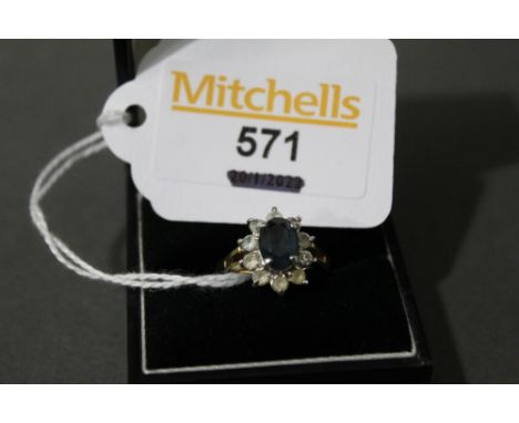9 ct gold sapphire ring, size K