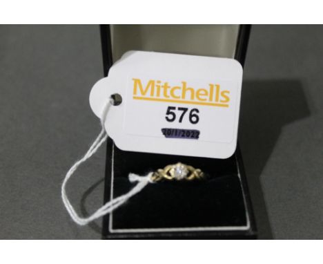 9 ct gold diamond ring, size M