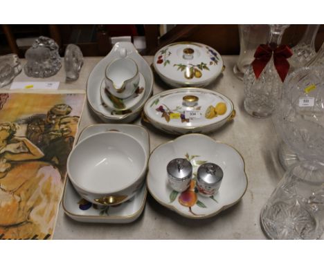 A collection of Royal Worcester "Evesham" oven to table ware 