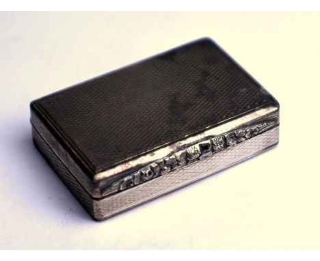 A George IV silver vinaigrette with engine-turned decoration and floral-chased thumb-piece, the gilt interior with floral-pie