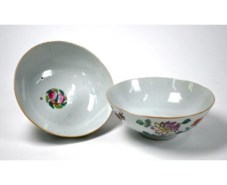 A pair of 19th century Chinese famille rose bowls, Tongzhi (1862-1874) or Guangxu (1875-1908) period, late Qing dynasty, each