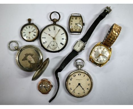 A gentleman's vintage Art Deco silver Rotary wristwatch with 15-jewel movement and silvered tonneau dial, Glasgow import 1928