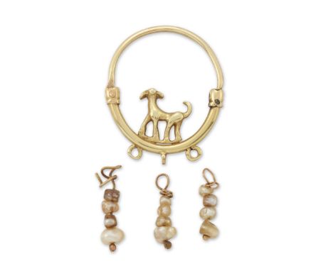 A single Italian gold and pearl earring, 18th/19th century, of hoop design with surmount in the form of a goat, with pearl ta