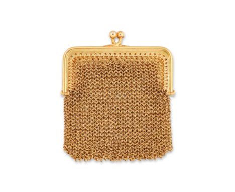 A French 18ct gold mesh purse, with internal divider, French assay marks, width 5.0cmCondition Report:  Approximate weight 28