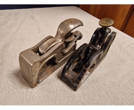 Pair of Small Rabbet/Bull-Nose Woodworking Planes Tools