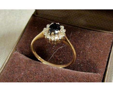 9ct Gold, Sapphire &amp; Diamond Ring - size m+0.5