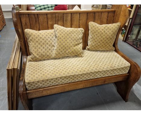 Good Quality Oak Monks Bench Style Hall Seat - 121x107x78cm