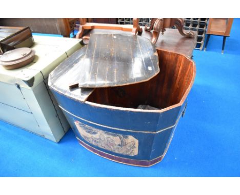 A Oriental wooden bathtub style storage trunk