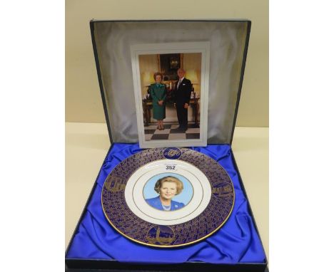 A Ten Year Anniversary Margaret Thatcher plate by Royal Worcester 522 of 2,500 - boxed with certificate and card signed by De