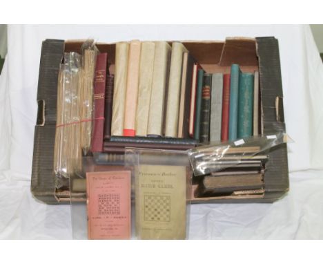 Draughts & Checkers.  A good carton of books, periodicals & pamphlets re. draughts & checkers. Late 19th/early 20th cent.