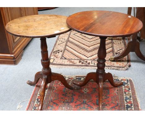 A George III Oak Tripod Table, with turned support and pad feet, together with a mahogany example, tallest 73cmMetal bracket 